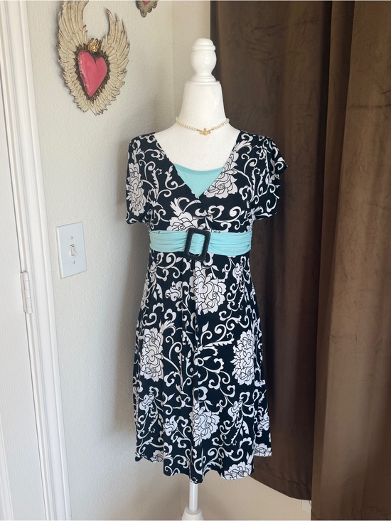 Limited Too Other - Limited Too Black and White Floral Dress with Blue Belt